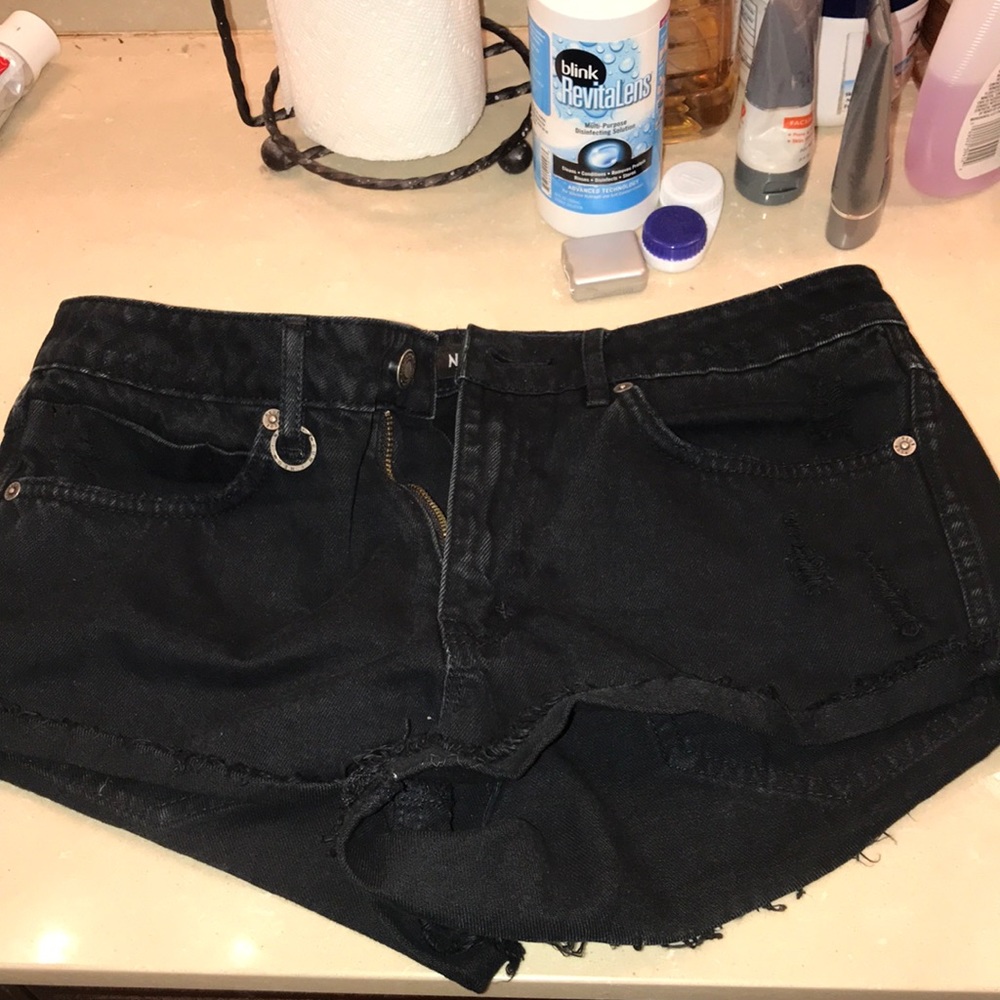 NEUW booty shorts size 28